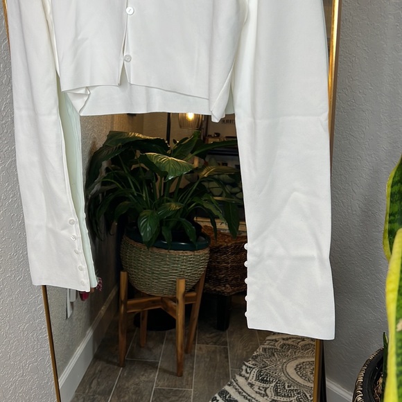 HOUSE OF CB 'Eloise' Ivory Cropped Cardigan NWOT - Picture 10 of 12